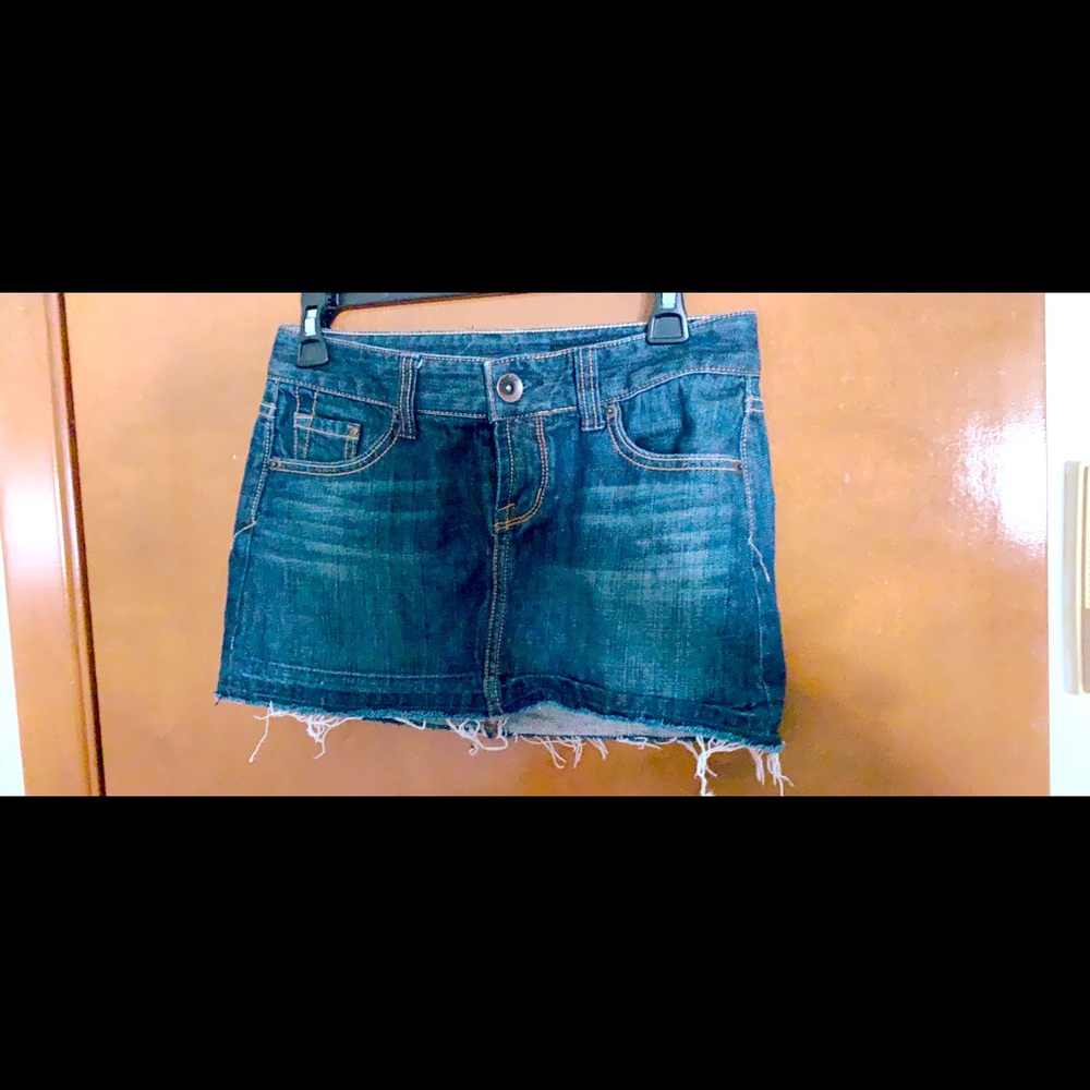 Express X2 size 0 miniskirt new